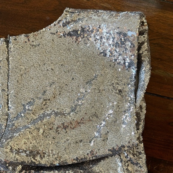 ASTR NWT The Label Silver Sequin Sleeveless Mini Dress Size Large Cocktail Party - Picture 4 of 9